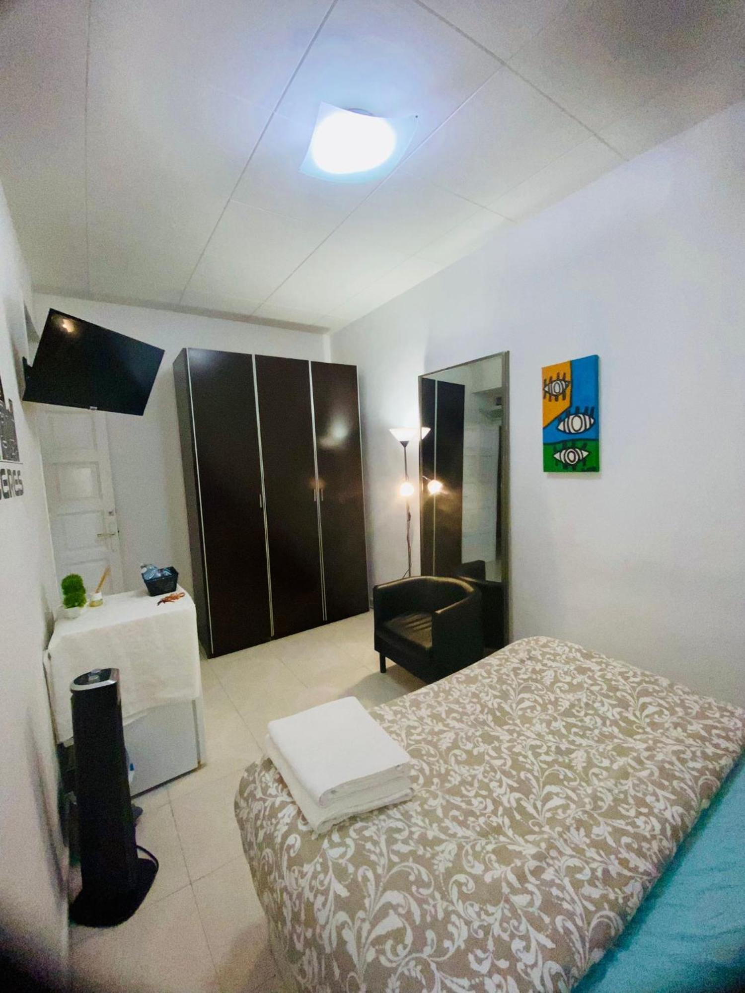 Habitacion En Centro De Barcelona 호텔 외부 사진